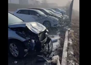 Aksident në magjistralen Pejë-Prishtinë, dyshohet për të lënduar (Video)