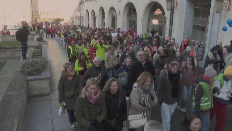 Bllokohet Belgjika, sindikatat në grevë për reformën në pensione