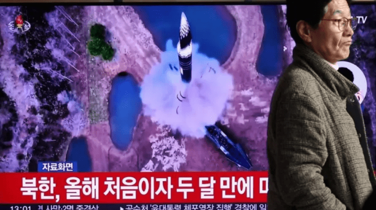 Blinken në Seul, Koreja e Veriut teston një raketë balistike
