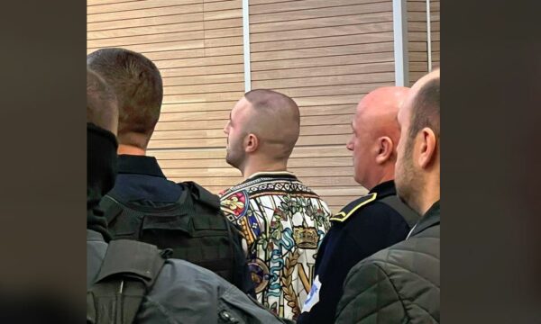 Andi Pajaziti lirohet nga akuza për v*rasjen në ‘Bon Vivant’, d*ënohet me dy vjet b*urgim për armëmbajtje pa leje
