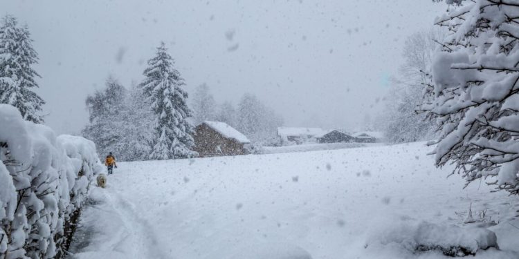 Moti sot dhe ditëve në vazhdim