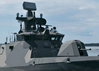 Danimarka forcon praninë ushtarake në Arktik