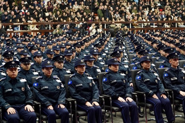 Diplomon gjenerata e 61-të e Policisë së Kosovës, Osmani: Policia e Kosovës është mburoja e paqes dhe lirisë