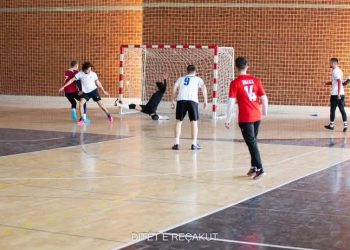 Mbahet turniri memorial `Ditët e Reçakut`