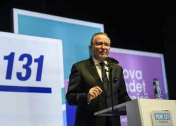 Zotohet Bedri Hamza: Nuk do të mbetet asnjë qytetar pa sigurim shëndetësor