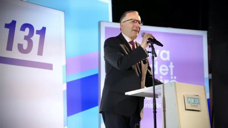 Bedri Hamza kërkon nga gjakovarët të votojnë për një qeveri që investon në Gjakovë