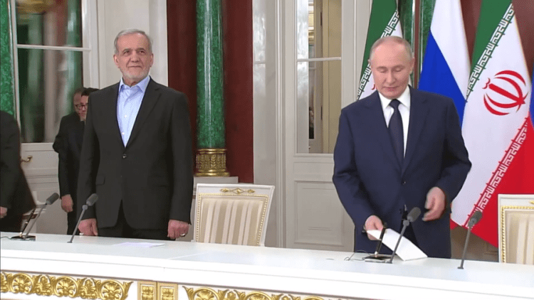 Irani dhe Rusia firmosin traktatin 20-vjeçar, çfarë parashikon marrëveshja mes 2 vendeve