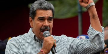 ShBA ofron 25 milionë dollarë për informacionin që çon në arrestimin e presidentit të Venezuelës