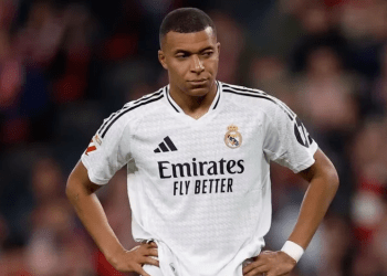 ‘Mbappe po përballet me a*rmikun numër një’, Valdano: Po bën diçka që s’e ka bërë më parë