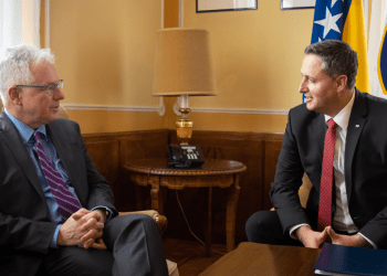 Ambasadori amerikan: SHBA do të kundërshtojë me çdo kusht aktivitetet antikushtetuese në Bosnje dhe Hercegovinë