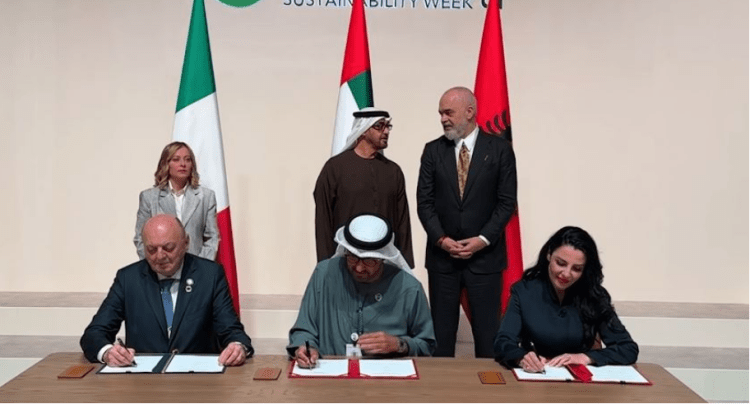Nënshkruhet marrëveshja Shqipëri-Itali-Emiratet e Bashkuara për kabllot nënujorë energjitikë