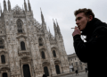Milano ndalon pirjen e duhanit në ambientet publike, gjobë deri në 240 euro
