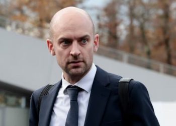 BE-ja nuk do të tolerojë sulmet në kufijtë e saj, thotë Franca pas komenteve të Trumpit për Grenlandën