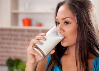Pesë efektet anësore të konsumit të tepërt të qumështit