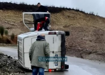 Aksident në Rrugën e Arbrit, lëndohen dy persona