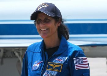 Sunita Williams thyen rekordin për kohën totale të “ecjes në hapësirë” ​​nga një grua