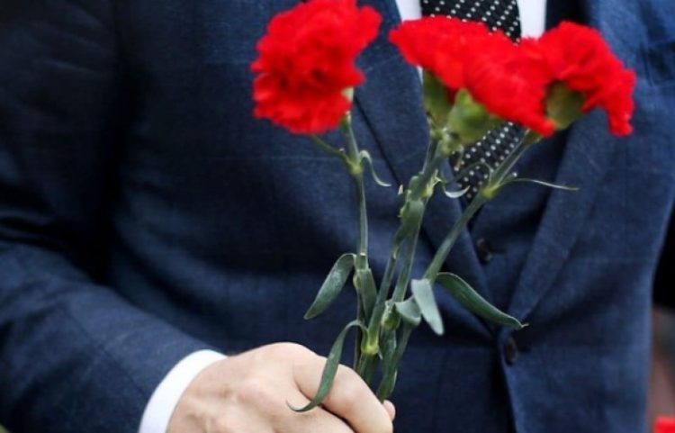 Tiranë, 14-vjetori i t*ragjedisë së 21 Janarit