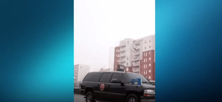 Presidentja Osmani restauron automjetin historik të Rugovës pas 20 vitesh (Video)