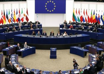 Parlamentit Evropian kërkon heqjen e masave për Kosovën