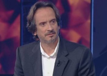 Kosova 25 mes Uncle Sam dhe Uncle Suckler