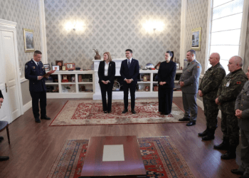 Shqipëria emëroi zëvendësministre të Mbrojtjes, Blerina Abrazhdën me prejardhje nga Kosova