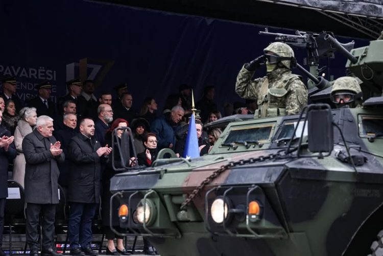 Parakalimi i FSK-së, Maqedonci: Krenari, simbol i triumfit të shtetit tonë të pavarur