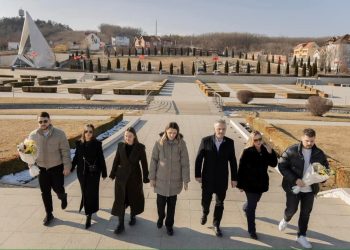 Bekim Jashari e kujton Hamzën në ditëlindjen e tij: Babushi ishte i pathyeshëm deri në frymën e fundit për Kosovën