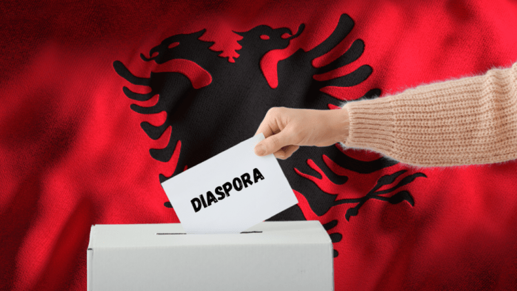 Në Shqipëri miratohet modeli i fletëvotimeve për emigrantët