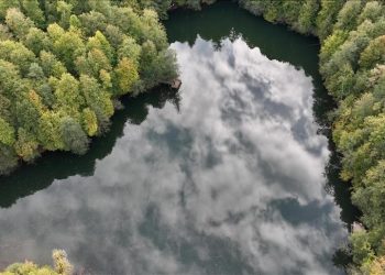 Shkenctarët çekë në Shqipëri zbulojnë liqenin termal nëntokësor më të madh në botë