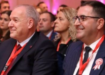 Ambasada e Turqisë reagon pas arrestimit të Fikrim Damkës, kërkon unitet dhe maturi