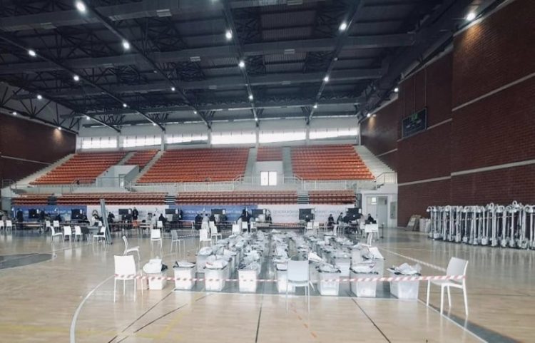 KQZ: Numërohen 1,170 vendvotime, gati gjysma e tyre në nivel vendi