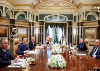 Zyrtarët amerikanë dhe rusë afro 5 orë diskutime mbi luftën në Ukrainë