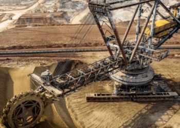 Franca i bashkohet SHBA-së, kërkon mineralet e rralla të Ukrainës