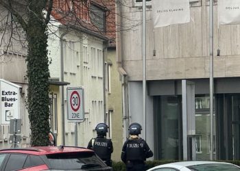 Pamje nga vendi i ngjarjes ku ka ndodhur sulmi në Bielefeld, raportohet për dy të arrestuar