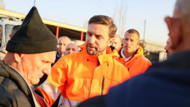 Shefi i KRM ‘Pastrimi’: Rama po manipulon me mbeturinat