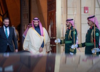 Presidenti i përkohshëm sirian Ahmed al-Sharaa mbërriti në Arabi