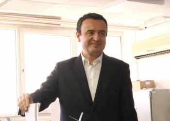 Kurti: Këto janë orët vendimtare për katër vitet e ardhshme, dilni e votoni