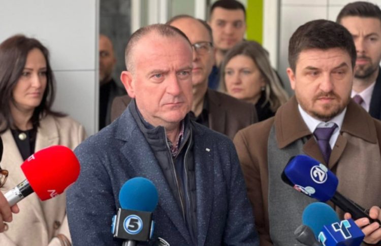 Taravari: Të gatshëm të bisedojmë për stemën, himnin dhe 20%shin! LSDM shokohet nga deklaratat e Taravarit