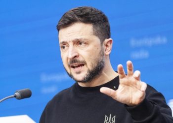 Zelenskyy paralajmëron kundër përjashtimit të Ukrainës në bisedimet për paqe