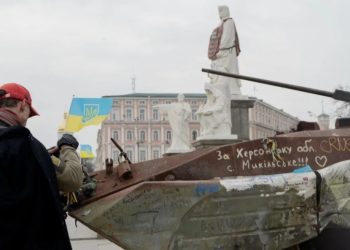 “Një ndjesi pasigurie…”/ VOA: Tre vjet pas fillimit të luftës në Ukrainë lëkundet mbështetja amerikane