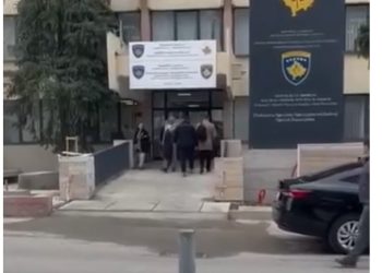 Kujtim Shala, kryeinspektori i AKI-së paraqitet në Prokurori (Video)