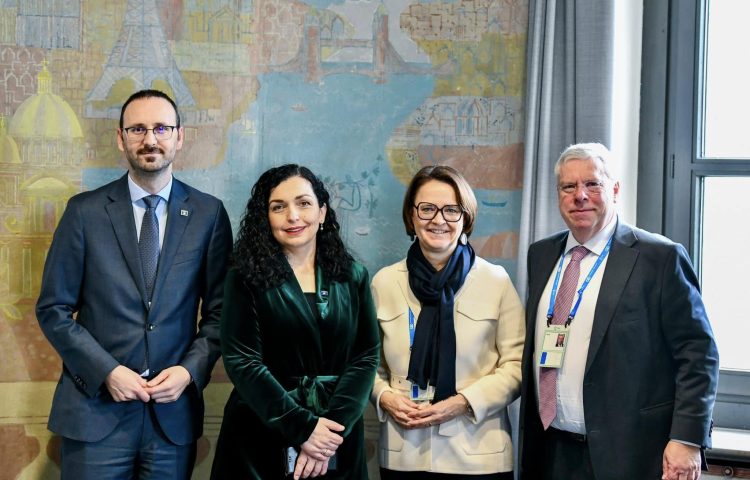 Presidentja Osmani takohet me deputetë gjermanë: Bashkëpunimi me Gjermaninë mbetet një nga prioritetet kryesore