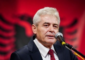 Ahmeti uron Pavarësinë: Kosova s’ka alternativë veçse të ecë përpara