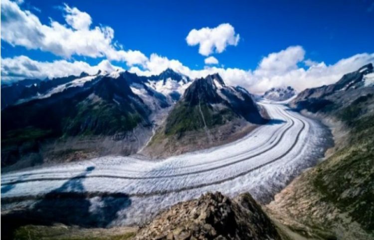 Akullnajat po shkrihen më shpejt se kurrë më parë