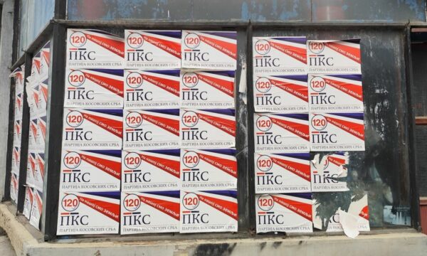 Serbët a*kuzojnë njëri-tjetrin për blerje votash