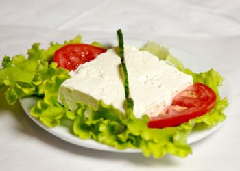 Nëse hani djath në mëngjes, ja çfarë ndodh në organizmin tuaj