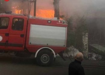 Përfshihet nga flakët një nga hotelet më të njohur në Brezovicë