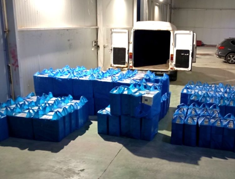 Policia kufitare parandalon kontrabandimin e mallrave në dy raste