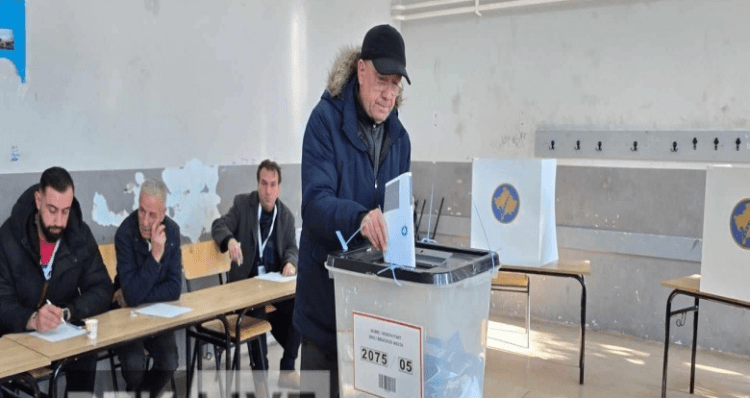 Liderët politikë turq votuan në Prizren