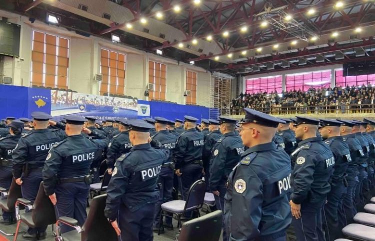 Haradinaj i drejtohet policisë: Jeni ju që na siguroni gjumin e qetë
